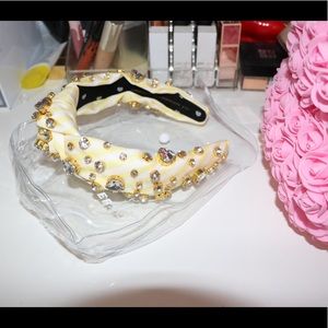 Stoney clover lane x Lele